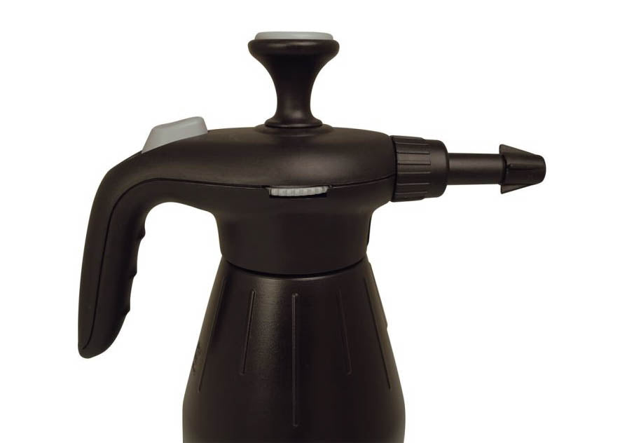 sprayer for all types of degreasing solution, photo showing pressure release valve