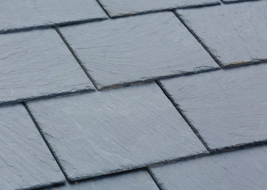 slate roof showing no moss or lichen growth. a clean roof can be maintained by using our Baticlean CR