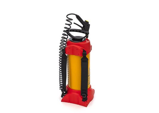 photo showing the padded shoulder straps of our coated steel compression sprayer
