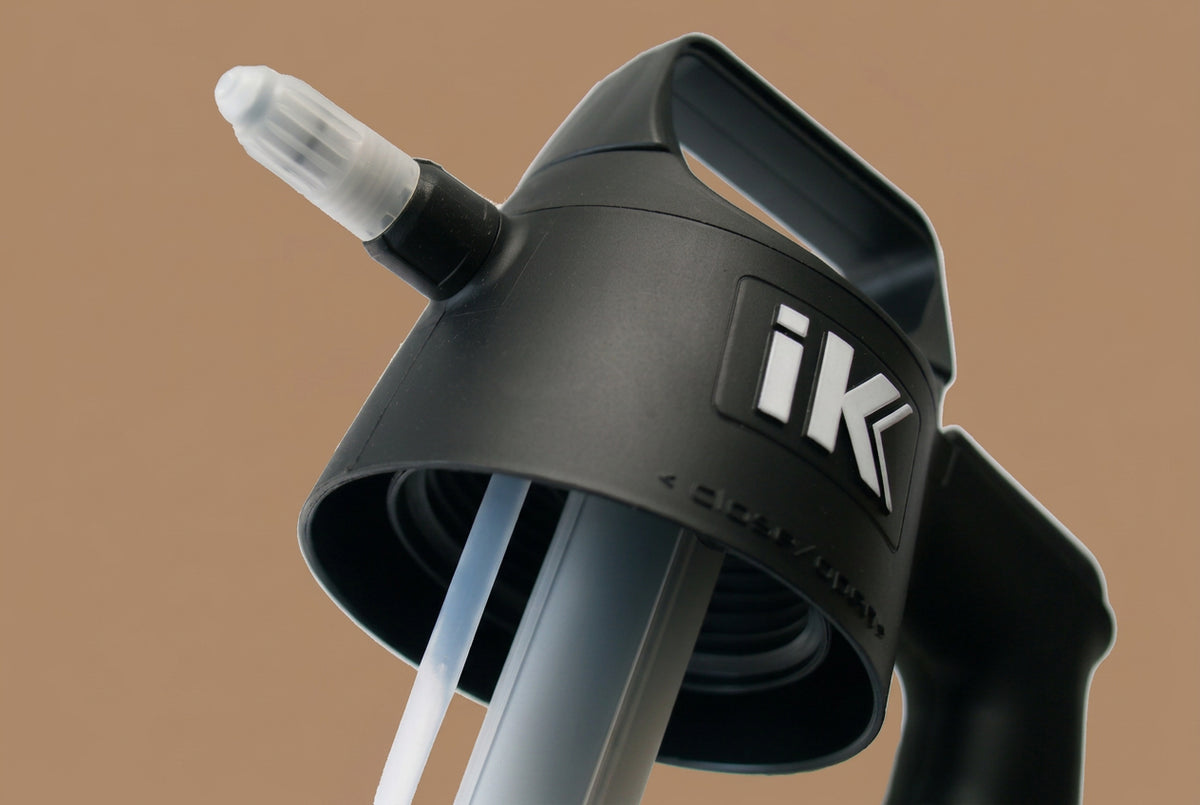 IK Foaming Hand Compression Sprayer