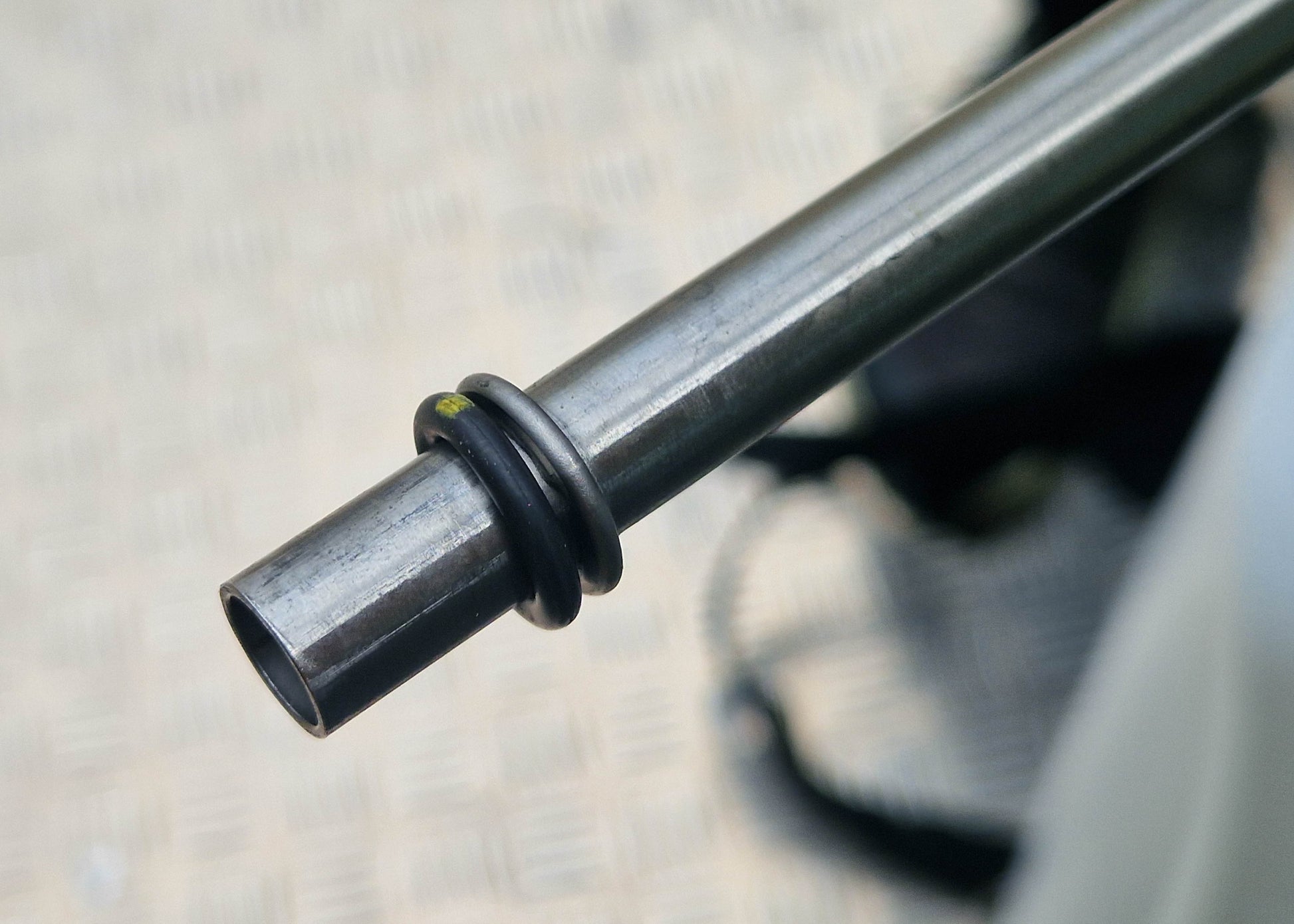 photo showing an o ring and welded stopper to ensure there is no seal slippage